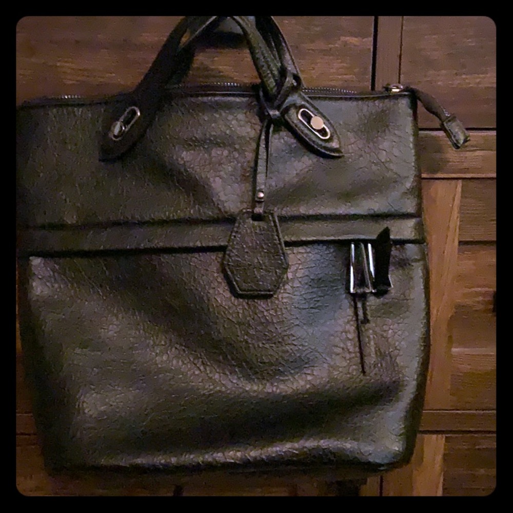 Jessica Simpson crossbody/backpack